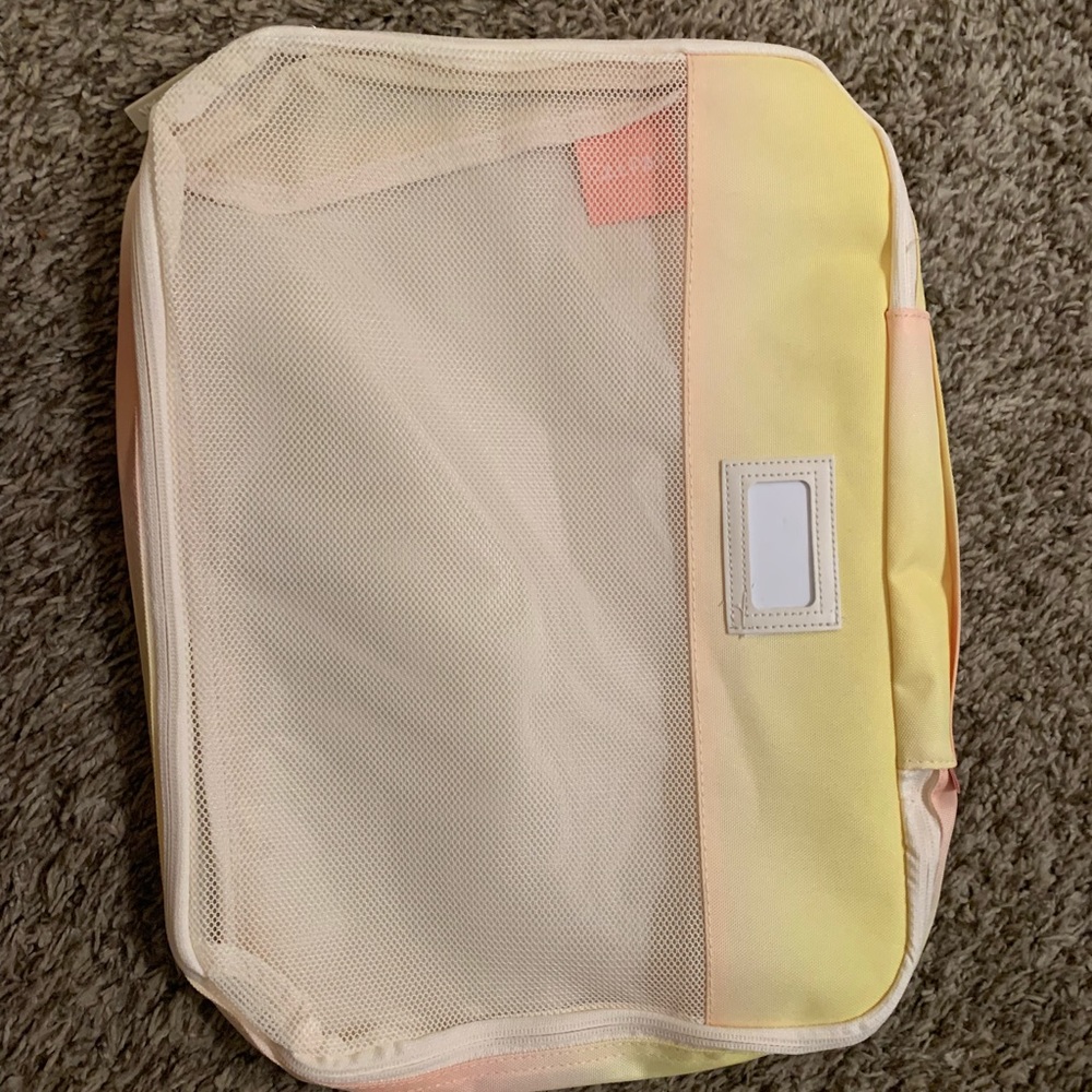 Calpak Travel Set - Picture 3 of 7